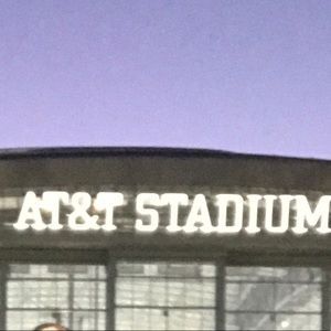 Meet your Posher, Luis